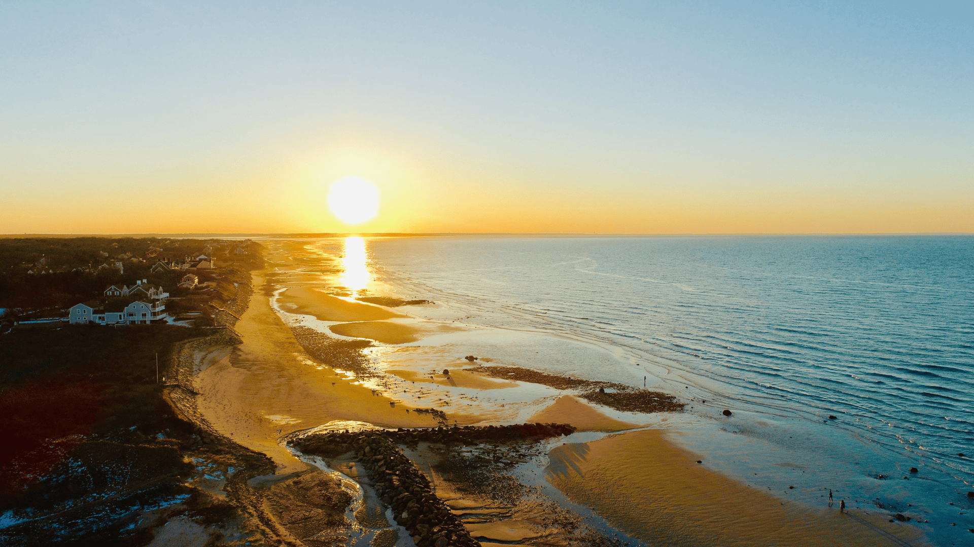 Corporation Beach, Dennis