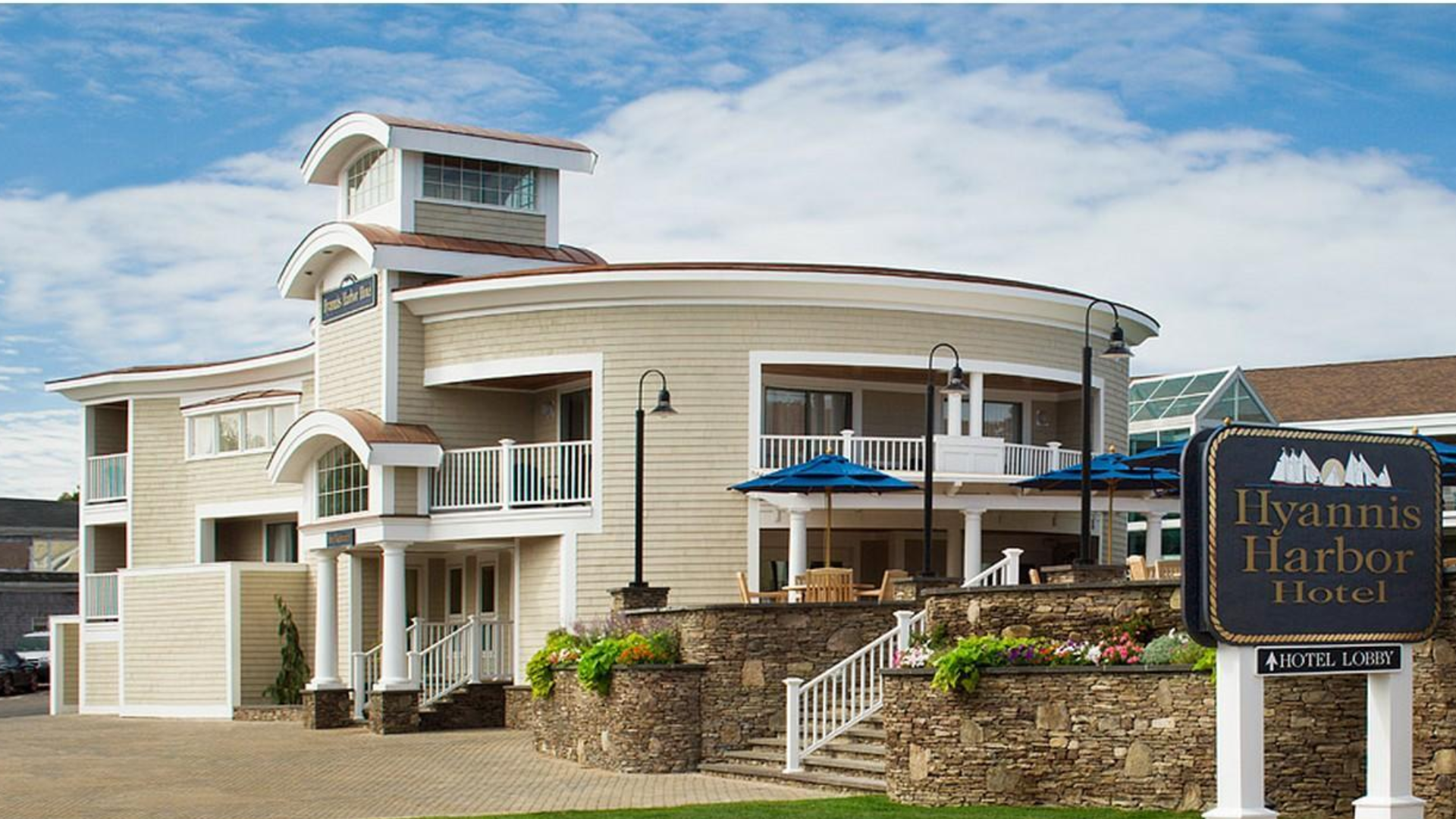 Hyannis Harbor Hotel Mid-Cape