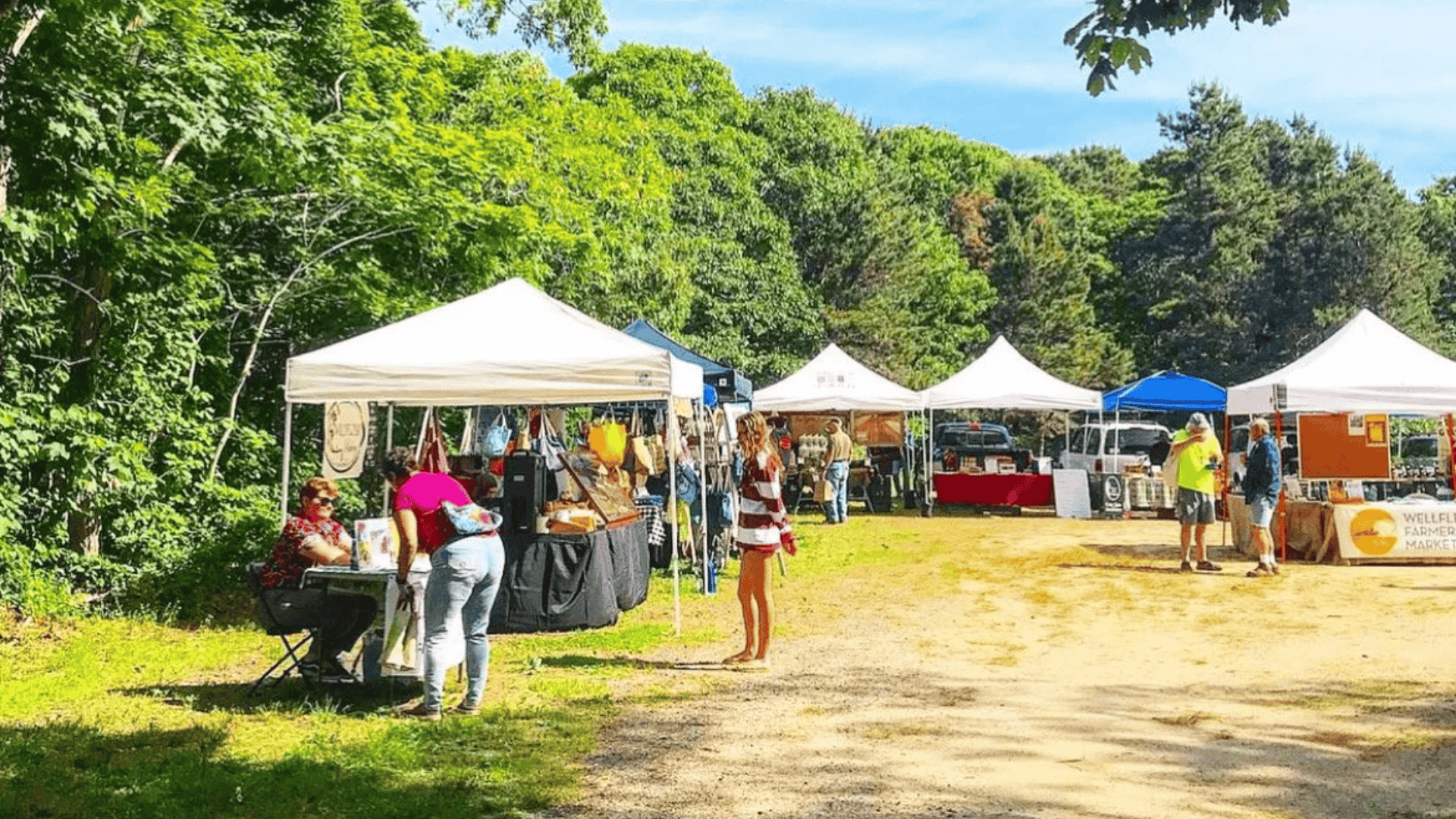 Shop at the Wellfleet Farmers Market