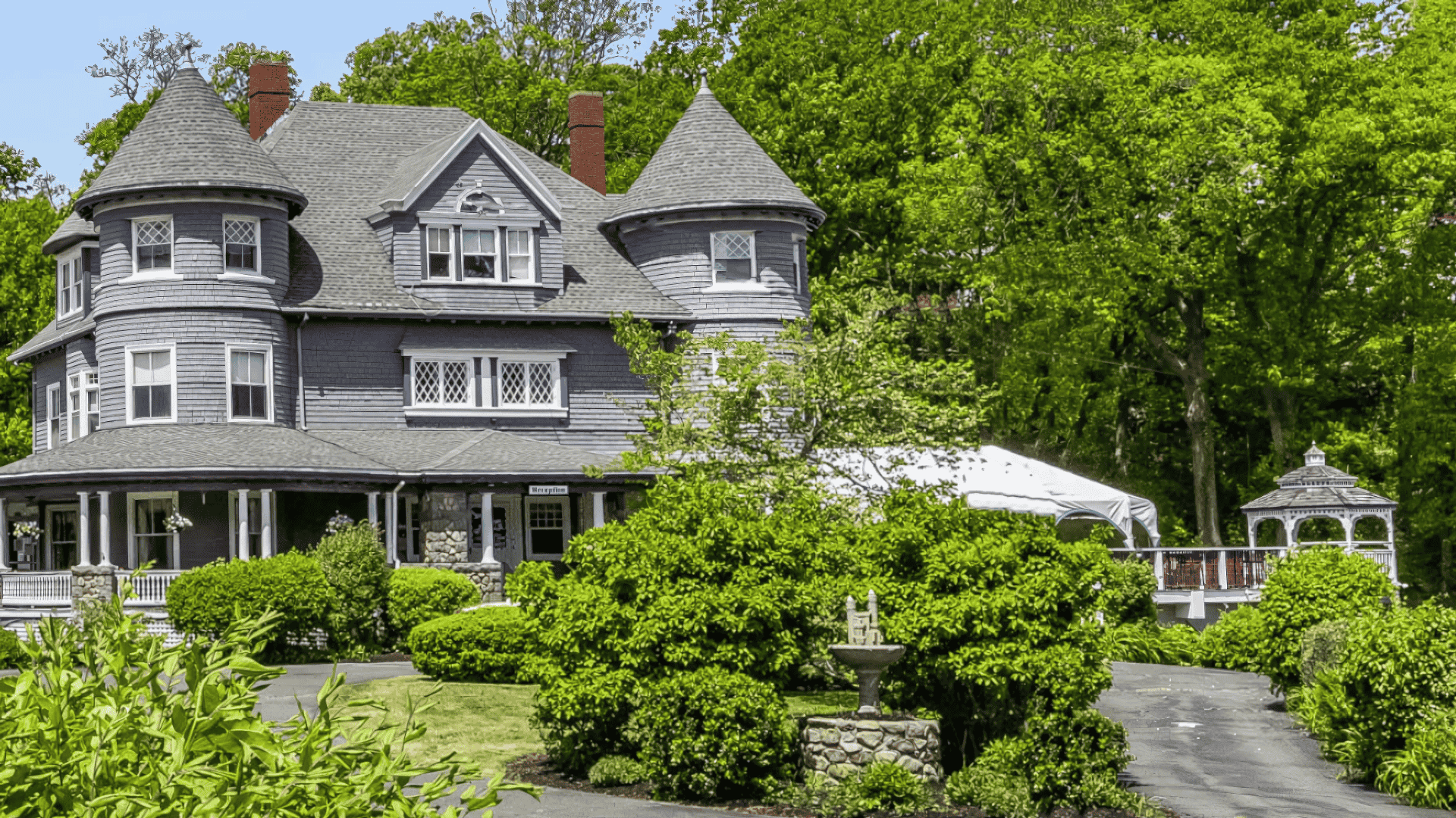 The Castle Manor Inn